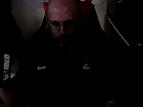 KrazyLegz online show from 9, 10, 2025