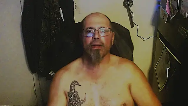 KrazyLegz online show from 7, 11, 2025