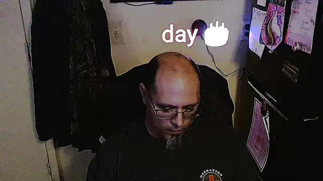 KrazyLegz online show from 17, 11, 2025