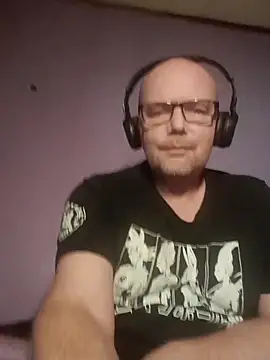 Snapshot of hairy_orbite chatting on 17, 10, 2025 hairy orbite online show from 17, 10, 2025