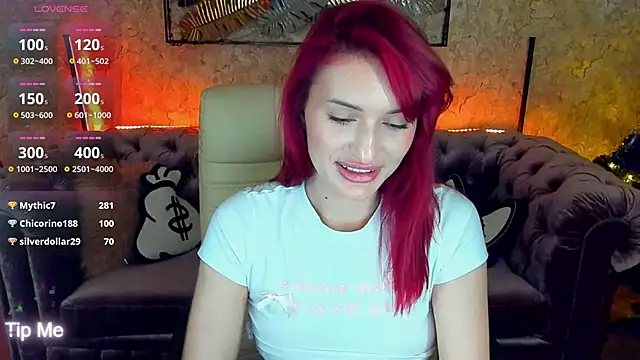 Snapshot of MilaSecrett chatting on 17, 12, 2024 MilaSecrett online show from 17, 12, 2024