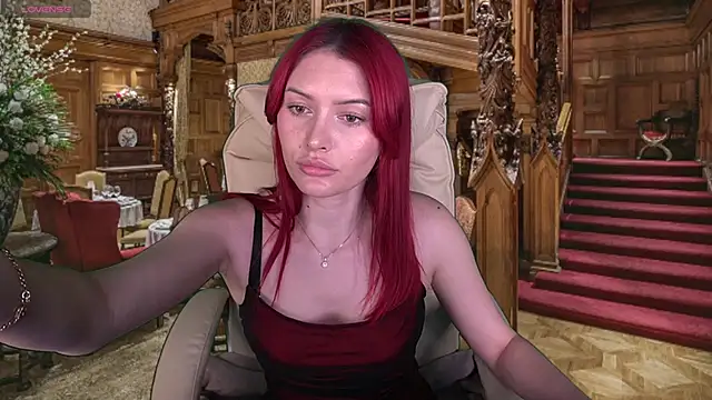 Snapshot of MilaSecrett chatting on 6, 2, 2025 MilaSecrett online show from 6, 2, 2025
