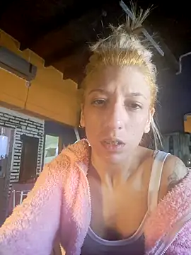Snapshot of gala2 chatting on 23, 6, 2026 gala2 online show from 23, 6, 2026