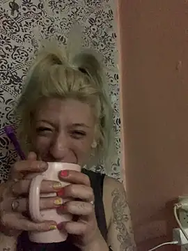 Snapshot of gala2 chatting on 4, 8, 2026 gala2 online show from 4, 8, 2026