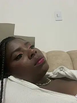 LoveQueen2 online show from 6, 2, 2025