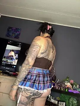 skinwalkingzombie online show from 27, 6, 2026