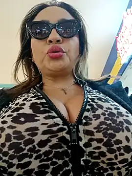 Snapshot of Afroditecash chatting on 4, 2, 2026 Afroditecash online show from 4, 2, 2026