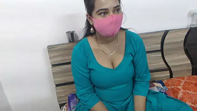 wildbabes online show from 19, 7, 2026