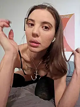 licoricepizza online show from 13, 10, 2025