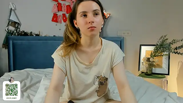 Snapshot of DonnaBurkee chatting on 12, 1, 2025 DonnaBurkee online show from 12, 1, 2025