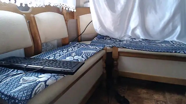 Snapshot of Burberrry_ chatting on 6, 6, 2026 Burberrry online show from 6, 6, 2026