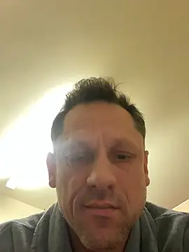 Snapshot of Yourhotboy_42 chatting on 5, 2, 2025 Yourhotboy 42 online show from 5, 2, 2025