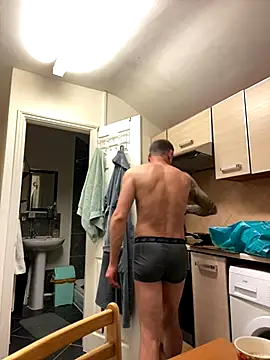 Yourhotboy 42 online show from 20, 12, 2025