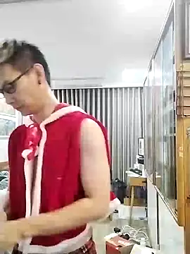 Snapshot of horny_slavedog chatting on 24, 12, 2024 horny slavedog online show from 24, 12, 2024