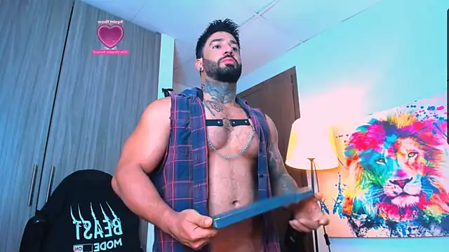 naugthy dominant online show from 16, 10, 2025