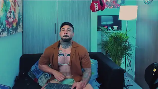 naugthy dominant online show from 23, 11, 2025