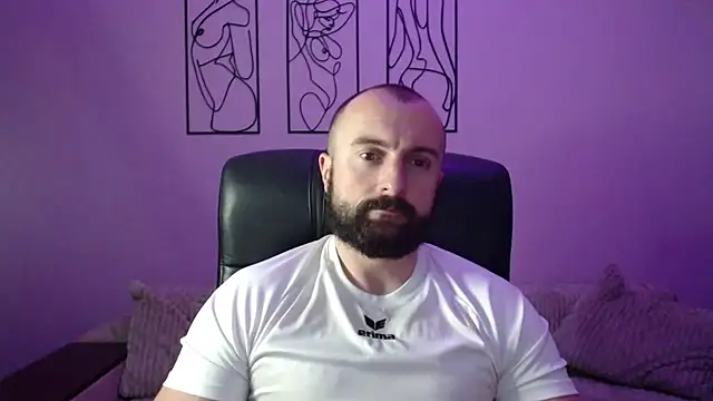 brindlefly6969 online show from 30, 10, 2025