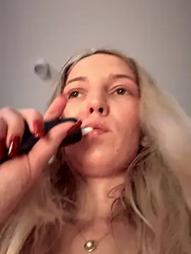 Snapshot of Adelina0001 chatting on 8, 1, 2026 Adelina0001 online show from 8, 1, 2026