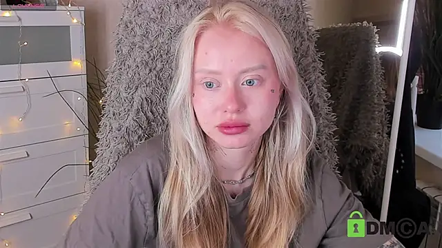 MalenaErnman online show from 14, 10, 2025