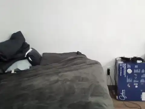 Iliketocooksquirt25 online show from 17, 2, 2025