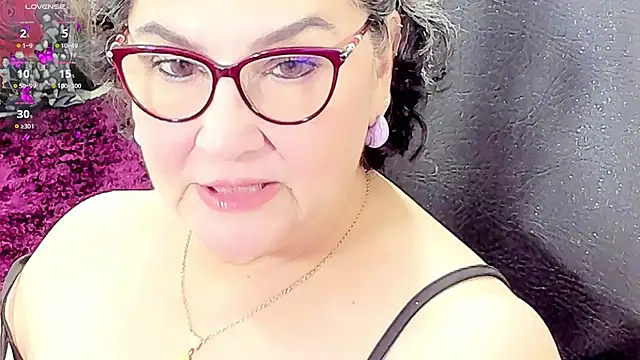 Snapshot of cataleya_mom chatting on 26, 5, 2026 cataleya mom online show from 26, 5, 2026