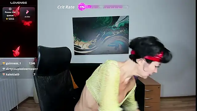 Silvia Wallec online show from 2, 11, 2025