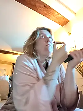 Snapshot of lady_charlyne chatting on 9, 9, 2025 lady charlyne online show from 9, 9, 2025