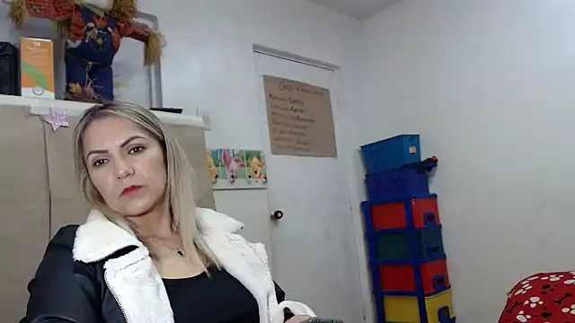 Chantal hott online show from 12, 1, 2026