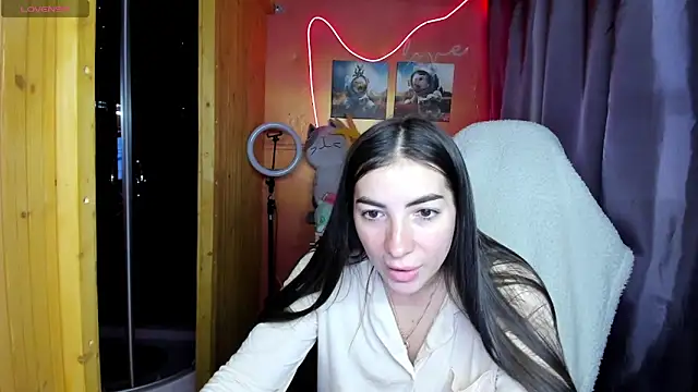 Snapshot of Fiery_Brunette_ chatting on 18, 5, 2026 Fiery Brunette online show from 18, 5, 2026