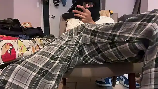 Snapshot of Phillydick168 chatting on 17, 6, 2026 Phillydick168 online show from 17, 6, 2026