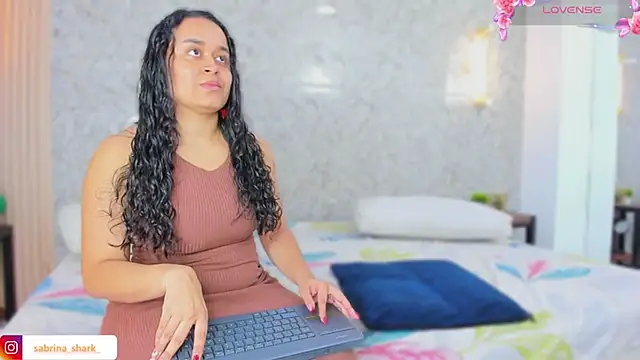 sabrina shark  online show from 3, 12, 2025