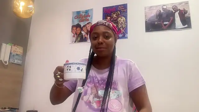 ChocolateCakeQueen online show from 10, 6, 2026