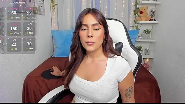 HazzelGray online show from 14, 2, 2025