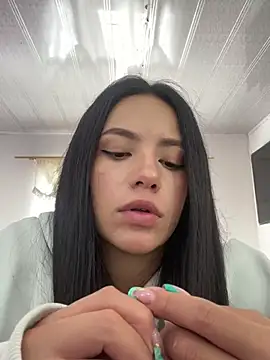 hannahb-e online show from 1, 2, 2025