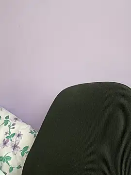 hannahb-e online show from 4, 2, 2025