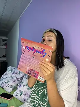 hannahb-e online show from 1, 3, 2025