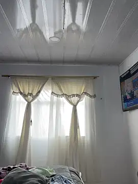 hannahb-e online show from 1, 10, 2025