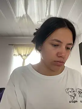 hannahb-e online show from 9, 10, 2025