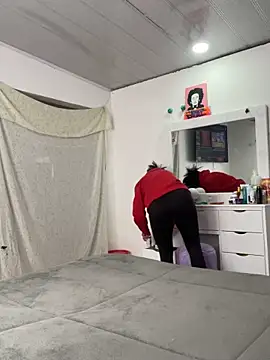 hannahb-e online show from 25, 11, 2025