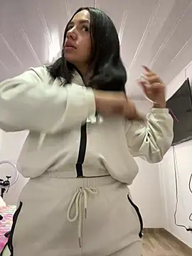 hannahb-e online show from 9, 2, 2026