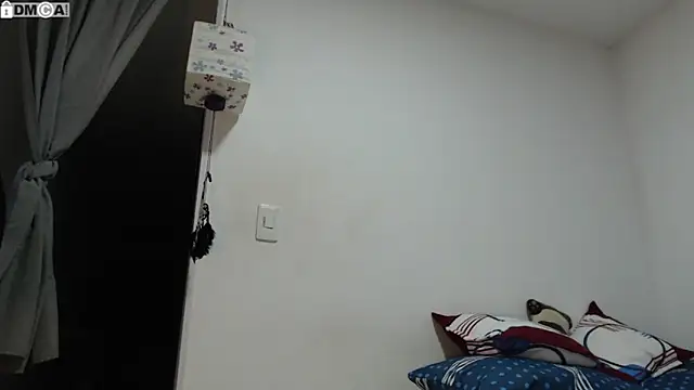 AlinaWoolf  online show from 4, 11, 2025