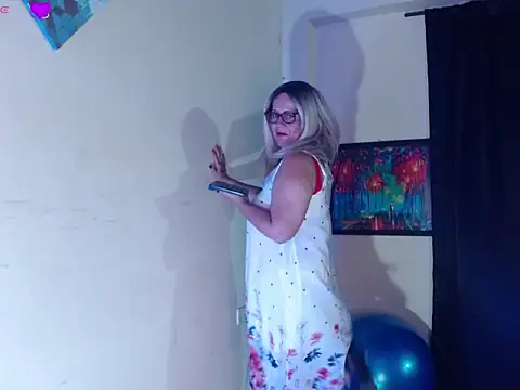 Snapshot of _samara chatting on 1, 4, 2026 samara online show from 1, 4, 2026