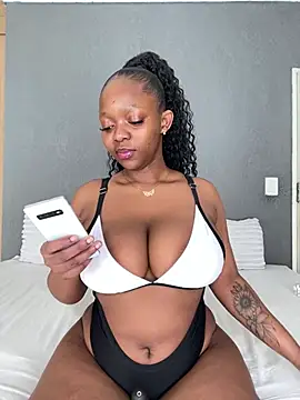 Snapshot of Jazmine-Blue chatting on 17, 7, 2026 Jazmine-Blue online show from 17, 7, 2026