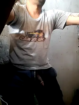 Snapshot of hecwil8 chatting on 10, 9, 2025 hecwil8 online show from 10, 9, 2025