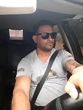 Snapshot of hecwil8 chatting on 4, 11, 2025 hecwil8 online show from 4, 11, 2025