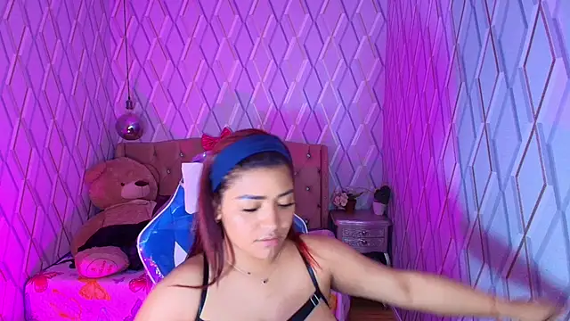 NicolleTaylor online show from 10, 1, 2026