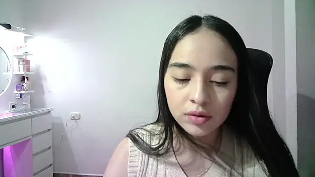 aineangeel online show from 2, 12, 2025