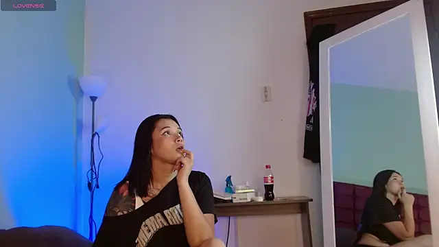 megan lover online show from 5, 4, 2026