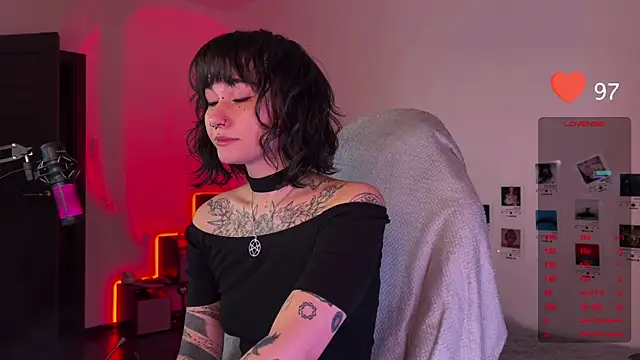 Snapshot of deadlysweet chatting on 12, 1, 2025 deadlysweet online show from 12, 1, 2025
