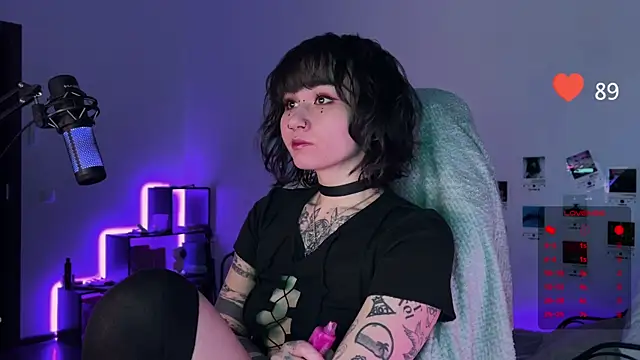 Snapshot of deadlysweet chatting on 15, 2, 2025 deadlysweet online show from 15, 2, 2025